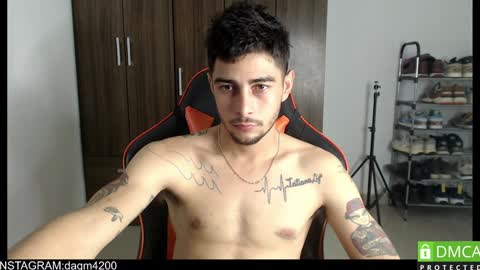 Snapshot of hotsteel420 chatting on December 14, 3:04 pm hotsteel420 online show from December 14, 3:04 pm