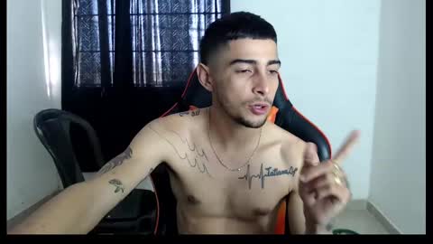 Snapshot of hotsteel420 chatting on March 5, 2:01 pm hotsteel420 online show from March 5, 2:01 pm