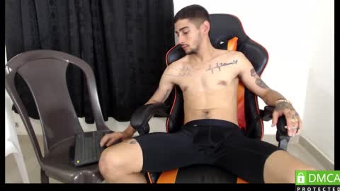 Snapshot of hotsteel420 chatting on September 9, 3:39 am hotsteel420 online show from September 9, 3:39 am