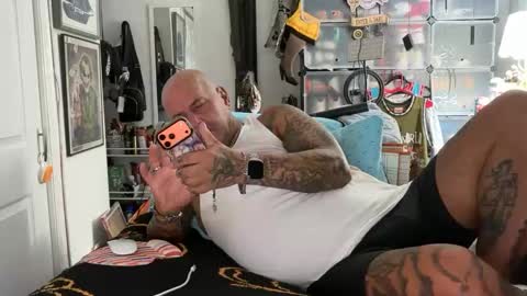 hotstuff775616 online show from November 1, 5:33 am