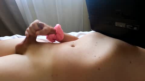 HugeCumshots online show from October 8, 10:25 pm