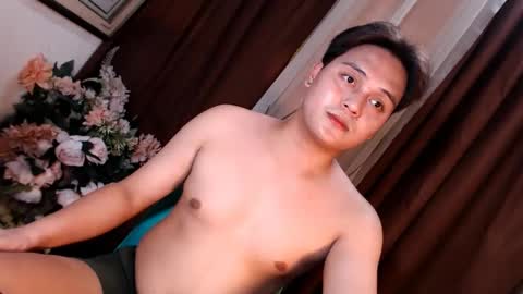 Snapshot of hugedickjp chatting on January 21, 5:39 am hugedickjp online show from January 21, 5:39 am