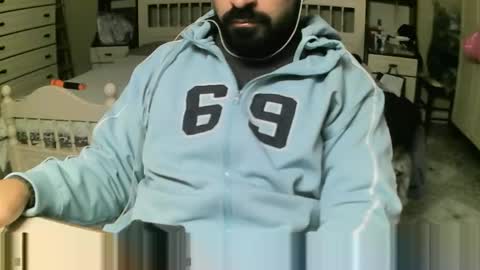 hugeveiny online show from January 15, 5:15 pm