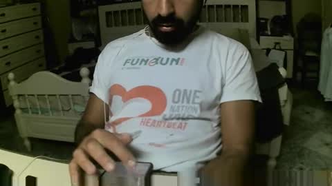 hugeveiny online show from October 22, 3:38 pm