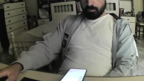 hugeveiny online show from April 29, 12:32 pm