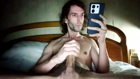 Snapshot of hugo25_xxx chatting on October 1, 3:43 am AdriBigcock online show from October 1, 3:43 am