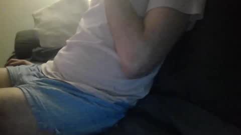 huguit026 online show from February 17, 1:04 am