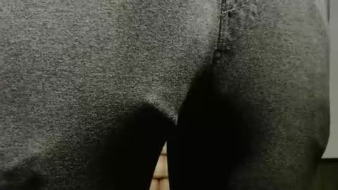 Big uncut cock dripping online show from November 8, 10:02 pm