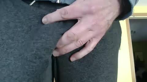 Snapshot of hung_hot_fit10 chatting on January 21, 6:55 pm Big uncut cock dripping online show from January 21, 6:55 pm