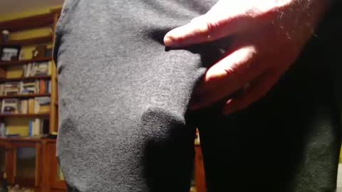 Snapshot of hung_hot_fit10 chatting on January 21, 12:46 am Big uncut cock dripping online show from January 21, 12:46 am