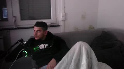 LittleDevilXo1999 online show from December 13, 11:33 pm