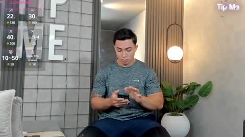 hunk_ryan online show from January 21, 12:56 pm