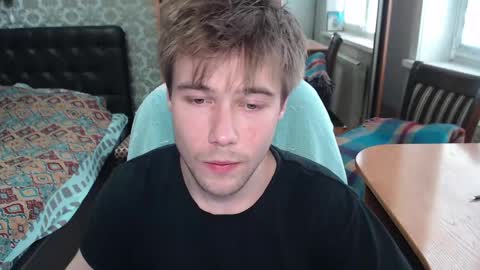 Tom online show from May 1, 12:19 pm