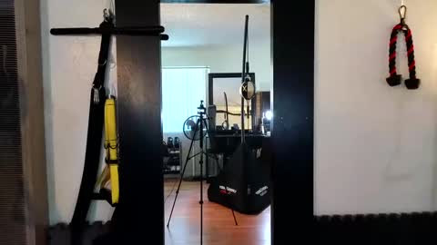 Mr. Frost online show from December 28, 8:25 pm