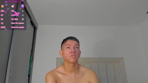 Juliiiiian online show from February 6, 11:07 am