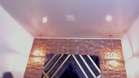 IAN CASTILLO online show from February 4, 11:16 am