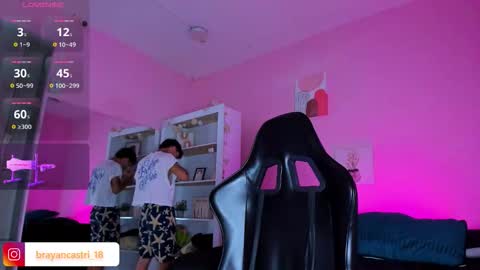 IAN CASTILLO online show from November 22, 11:43 am