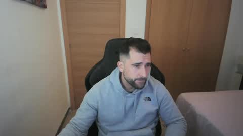 iberian_macho online show from January 18, 1:02 pm