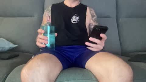 Snapshot of ic987 chatting on January 4, 12:49 pm ic987 online show from January 4, 12:49 pm