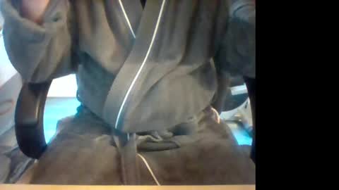 Snapshot of icumalot4you chatting on January 17, 10:11 am icumalot4you online show from January 17, 10:11 am