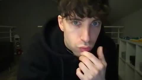 Snapshot of icyninesix chatting on January 16, 11:16 pm icyninesix online show from January 16, 11:16 pm