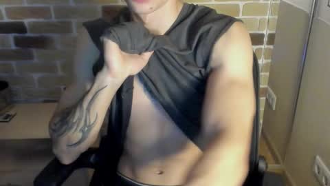 yo online show from September 26, 9:12 pm