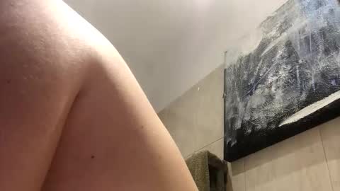 Snapshot of idkwhattowatch chatting on September 14, 6:43 pm idkwhattowatch online show from September 14, 6:43 pm