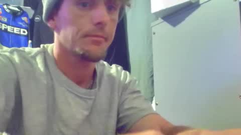 Snapshot of igetherwetter chatting on September 30, 4:29 am Amiri Roue online show from September 30, 4:29 am