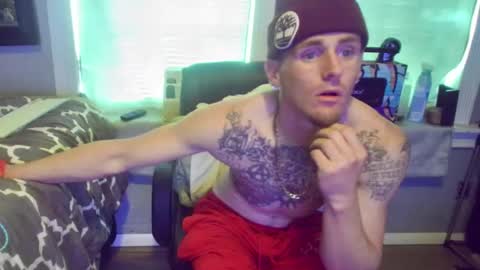 Snapshot of igetherwetter chatting on December 31, 2:47 pm Amiri Roue online show from December 31, 2:47 pm