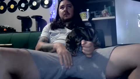 Snapshot of iggy_iggy_iggy chatting on October 28, 8:44 pm iggy_iggy_iggy online show from October 28, 8:44 pm