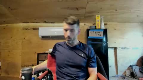 ihatethisplacelol online show from March 4, 10:06 pm