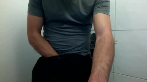 ilcaponero online show from April 12, 8:43 pm