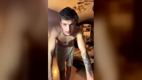 ilyahrr online show from February 18, 8:50 pm