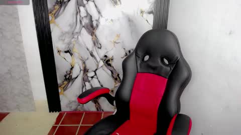 im_david01 online show from December 15, 1:24 am