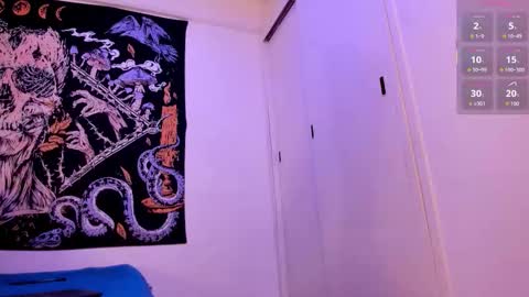 Perseo - Help me with 50 thumbs up online show from February 13, 10:04 pm