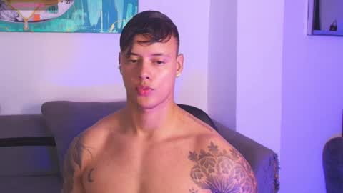 imconor online show from November 4, 10:11 pm