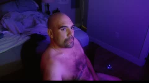 I use to be imeverythingandnothing online show from December 27, 9:06 am