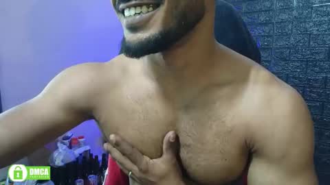 insanestud_miles2 online show from December 1, 5:43 am