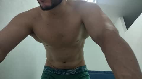 INSTAGRAM  camilodlx online show from December 20, 11:12 pm