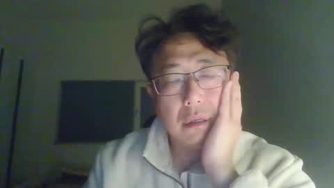 insuclee197641 online show from March 17, 3:36 pm