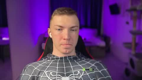 Iron online show from February 12, 11:00 pm