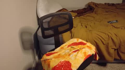 isaac online show from November 26, 11:52 pm