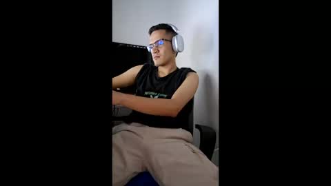 Isaac online show from March 6, 5:26 am