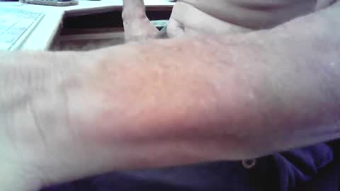 islandforfun online show from April 4, 1:08 pm