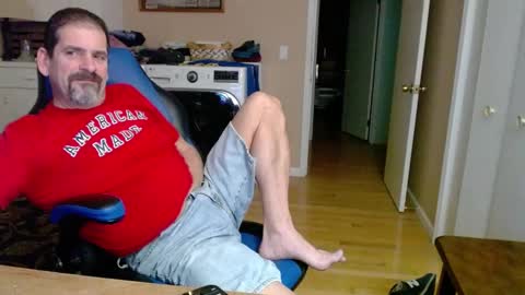 Jim online show from December 8, 9:57 am