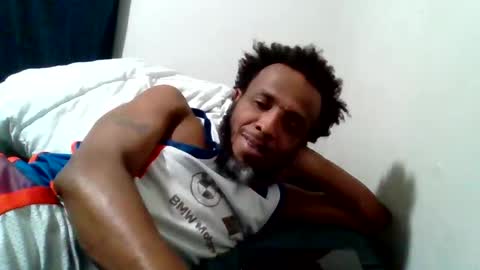 islandmaker online show from January 9, 9:47 am