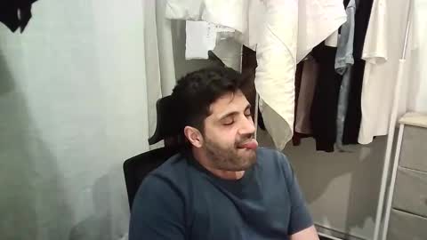 Snapshot of italianboybcn chatting on October 11, 7:51 pm italianboybcn online show from October 11, 7:51 pm