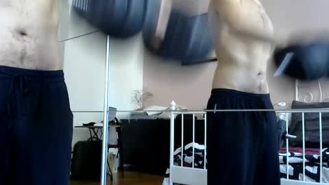 Snapshot of italianmonsterd chatting on October 3, 9:03 am italianmonsterD online show from October 3, 9:03 am