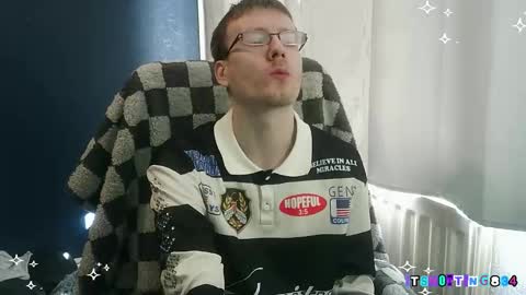    online show from March 4, 12:12 pm