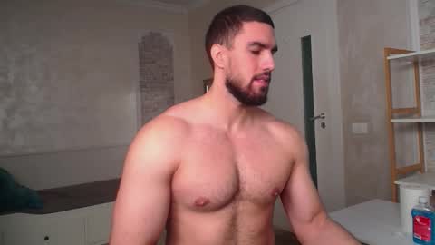 IvanHydee online show from November 6, 6:49 am